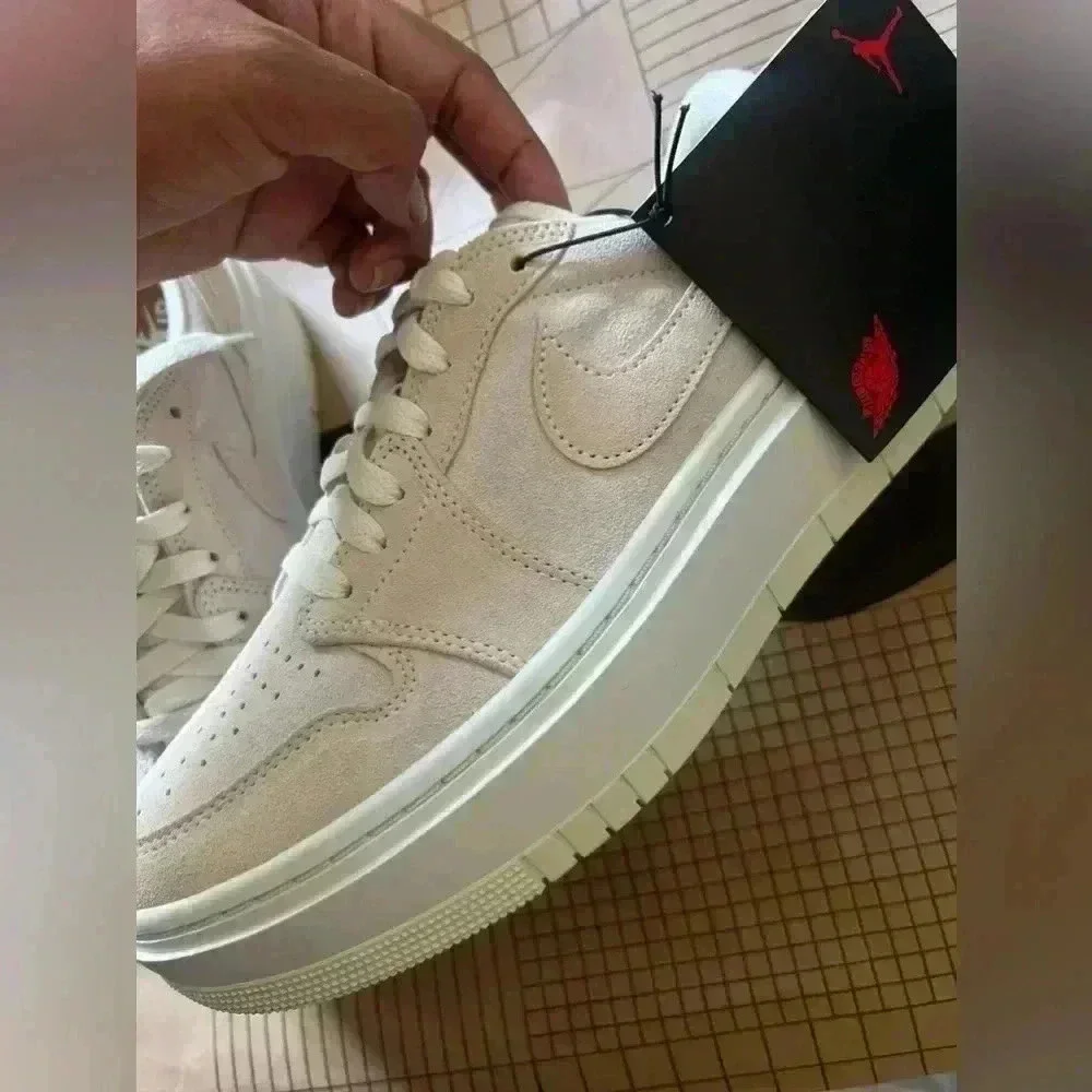 Air Jordan 1 Elevate Low Women’s Shoes - Size 10 - Picture 10 of 14